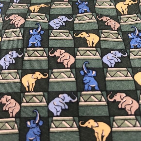 Tommy Hilfiger Necktie Tie Circus Elephants Peanuts Green Blue Yellow 58" - Picture 4 of 7
